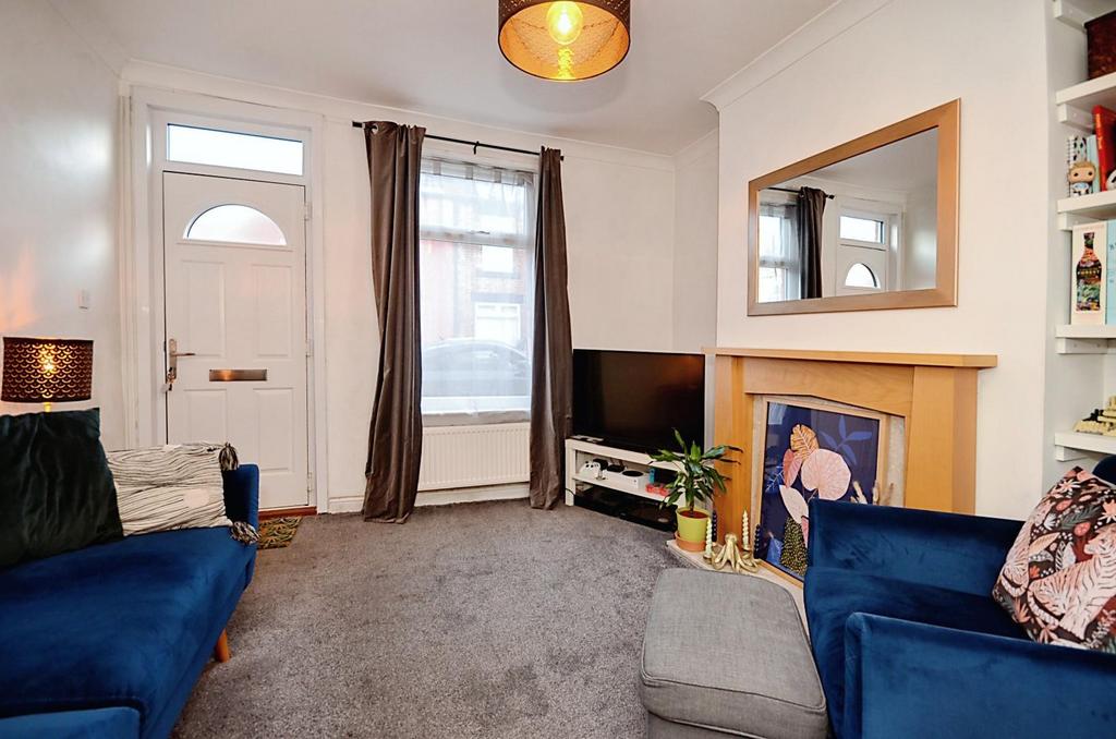 Kipling Road, Hillsborough, S6 2 bed terraced house £145,000