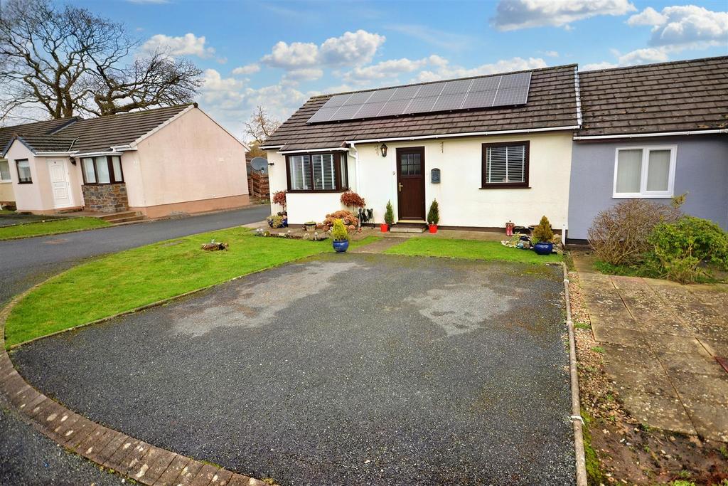 Greenfield Close, Templeton, Narberth 2 bed semidetached bungalow £