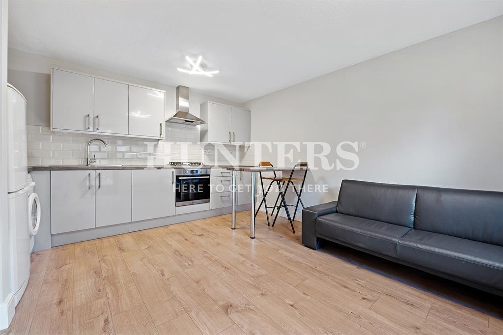 Lymington Road, London, NW6 2 bed flat £1,950 pcm (£450 pw)