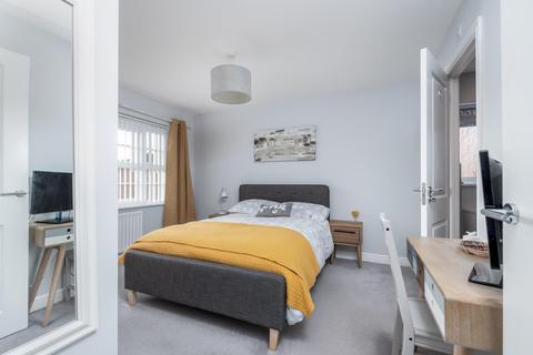11 Longbridge Drive, Easingwold, York, YO61 3FH