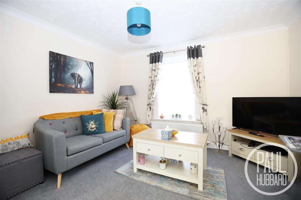 Jacobs Street, Lowestoft 3 bed terraced house £130,000