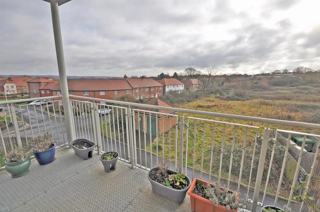 Binder Lane, Hailsham 2 bed retirement property £165,000