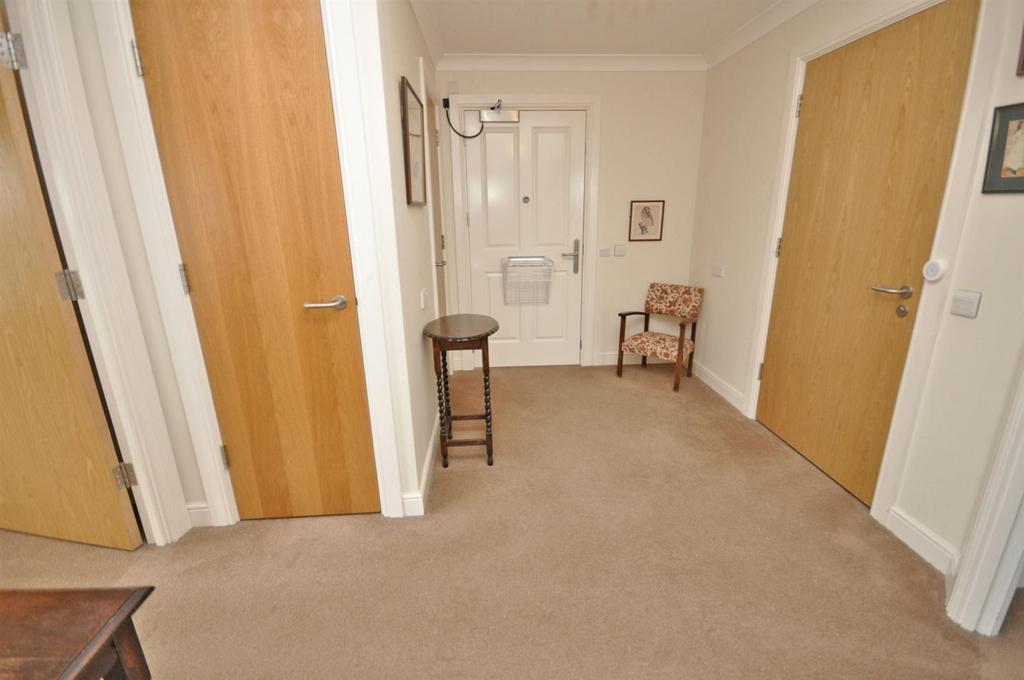 Binder Lane, Hailsham 2 bed retirement property £165,000