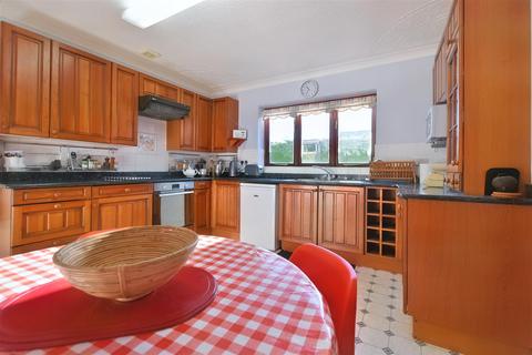 4 bedroom detached bungalow for sale - Llwyncelyn, Cilgerran, Cardigan