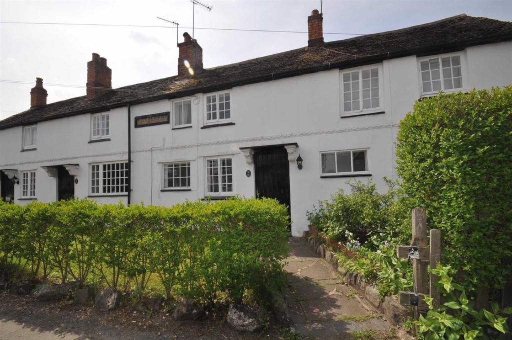 45 Wakeley Hill, Penn 1 bed cottage £695 pcm (£160 pw)