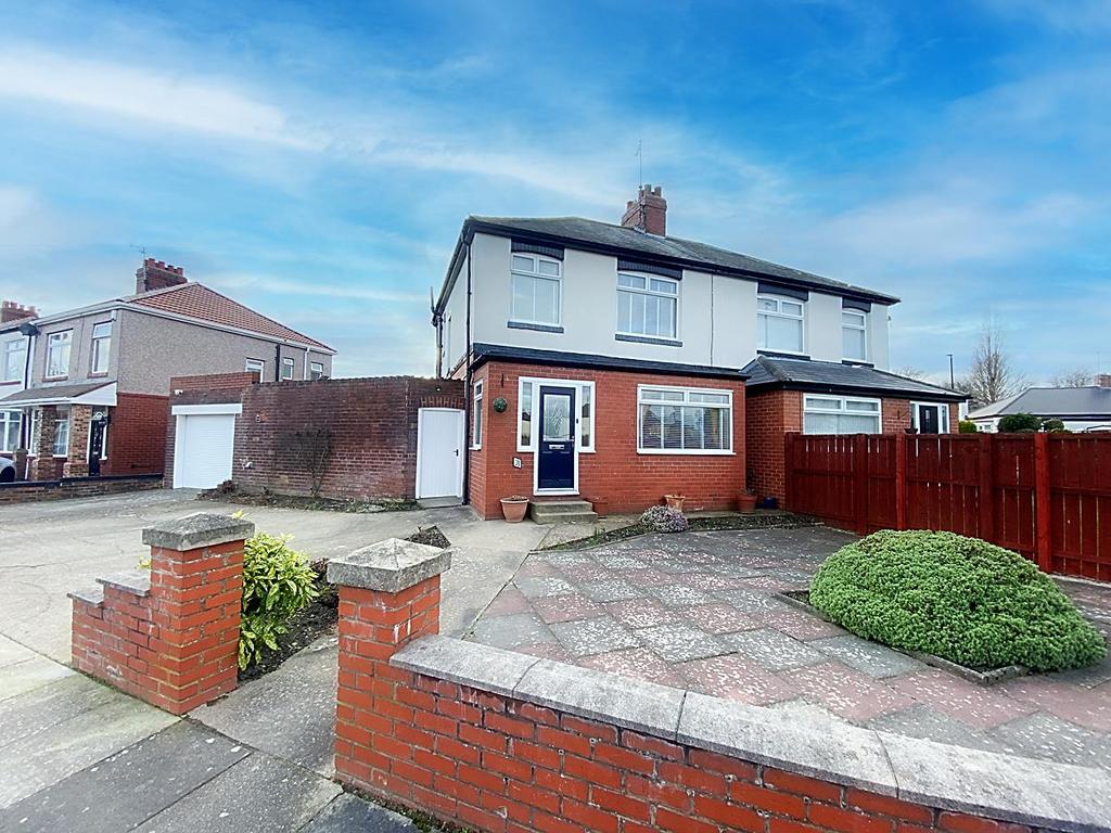 Larchwood Avenue, Walkerville, Newcastle Upon Tyne 3 bed semidetached house for sale £240,000