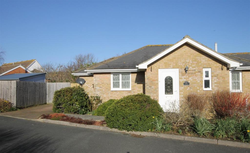 Linstone Drive, Norton, Yarmouth 2 bed semidetached bungalow £1,050