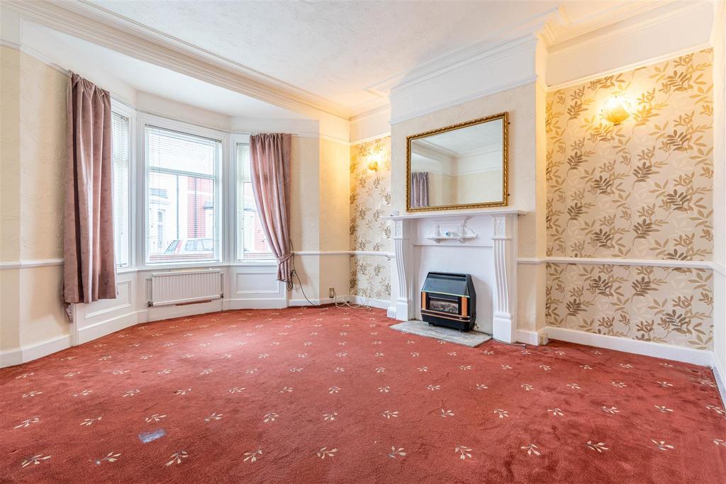 Laburnum Avenue, Wallsend, NE28 4 bed end of terrace house £180,000