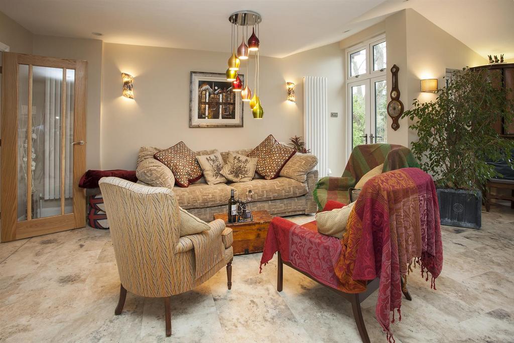 Open Plan Kitchen/ Family Room/ Dining Room