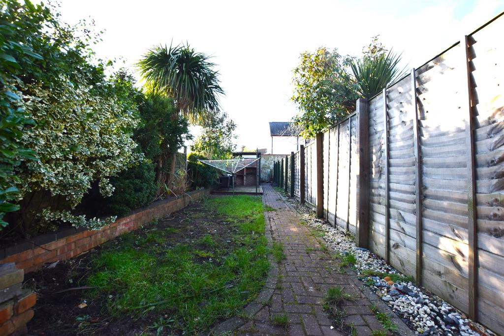 Garden1.JPG