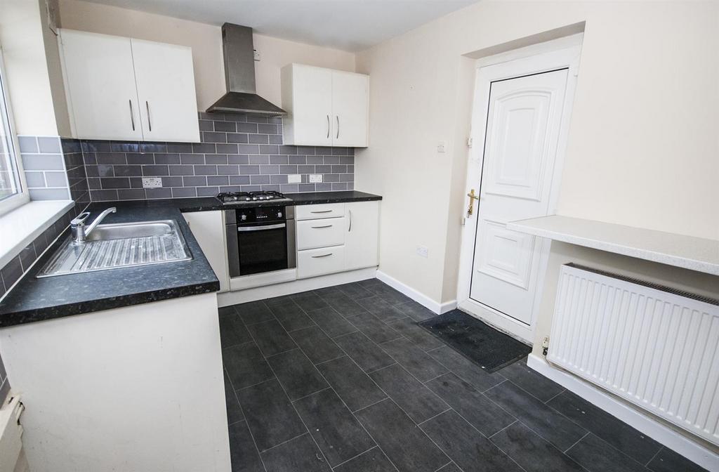 Whalley Road, Ramsbottom, Bury 3 bed house to rent £1,100 pcm (£254 pw)