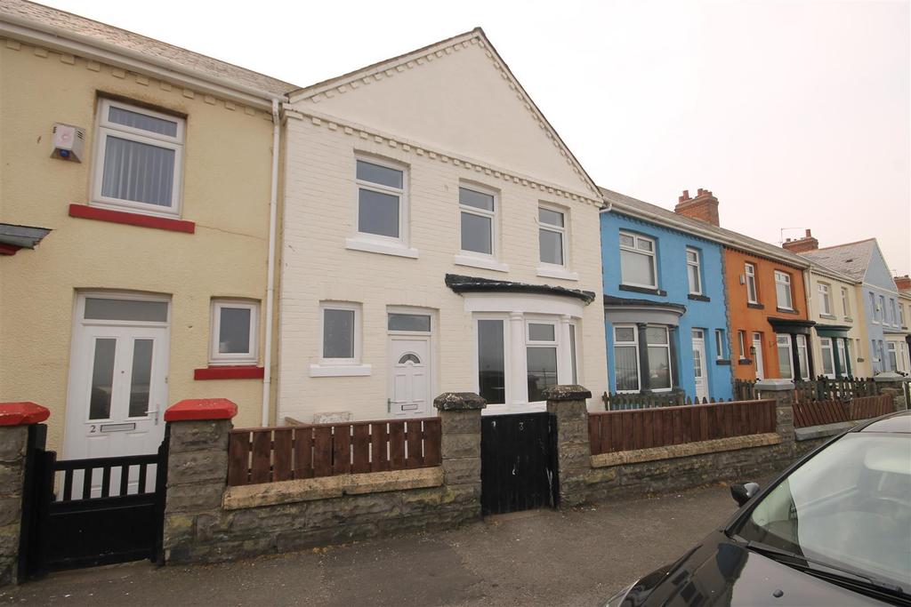 Marine Drive Hartlepool 3 bed terraced house £625 pcm (£144 pw)