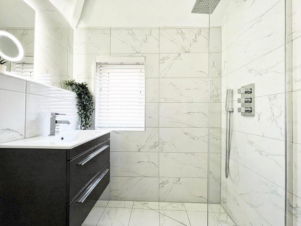 F1 D8 DA4 E-1 BC7-4867-98 D9-98 D95 C283 BA8.jpg