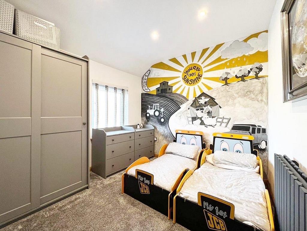 E46 B30 D6-7 E00-4163-BC35-2 C690 CCD0 C2 D.jpg