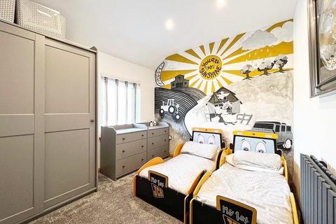 5 Castle View, Dodworth, Barnsley, S75 3LF