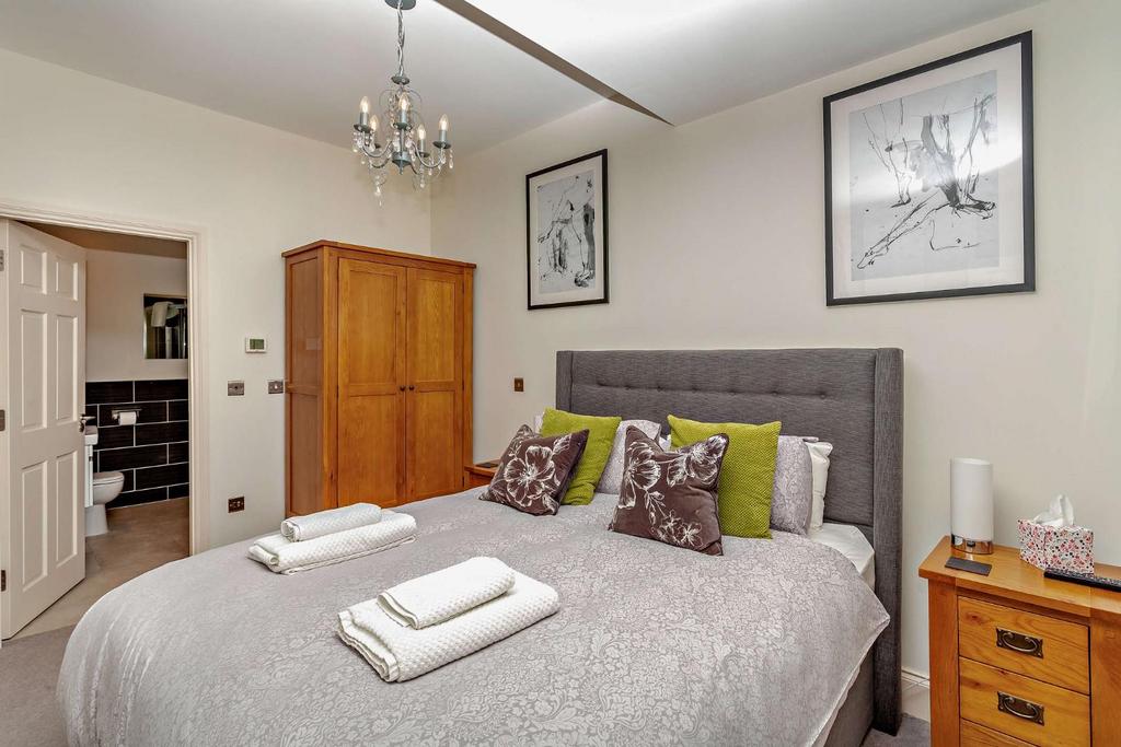8538108-interior01-800.jpg