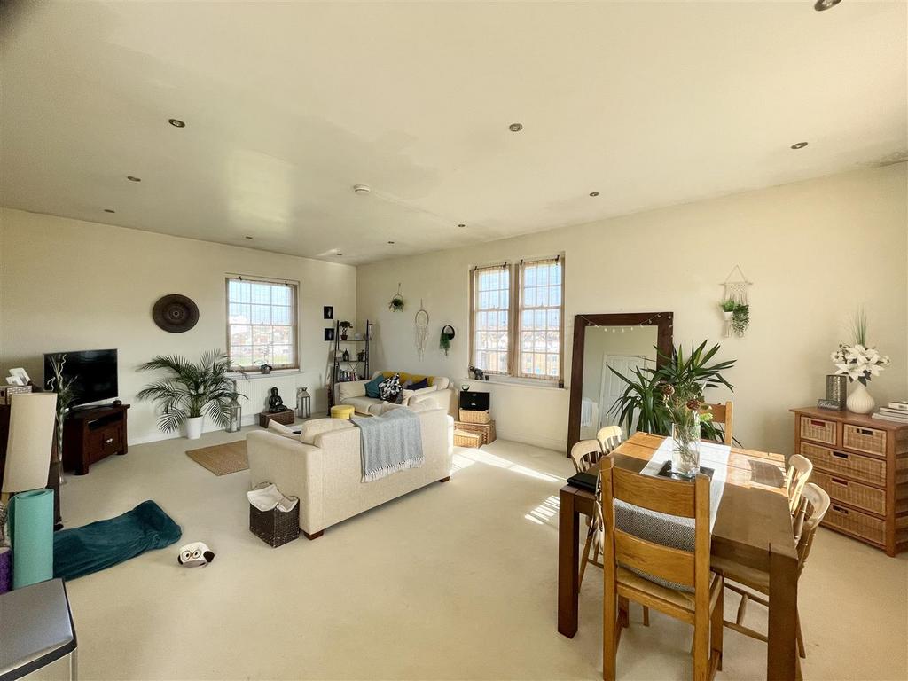 Corsica Hall, College Road, Seaford 2 bed flat £295,000