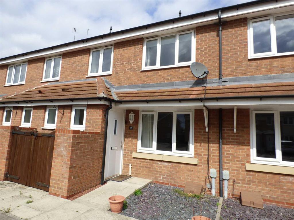 Liberty Park, Brough 2 bed terraced house for sale £125,000