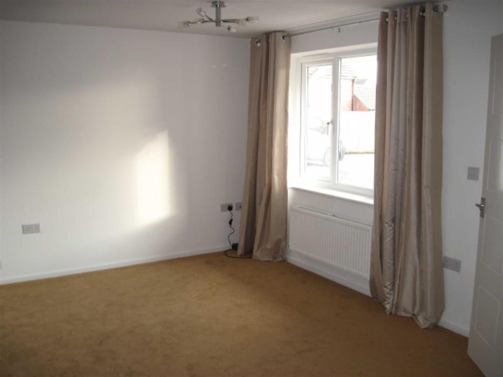 Liberty Park, Brough 2 bed terraced house for sale £125,000