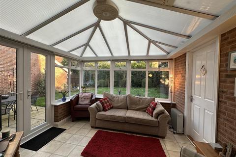 45 Abbey Close, Shepshed, Loughborough, LE12 9EH