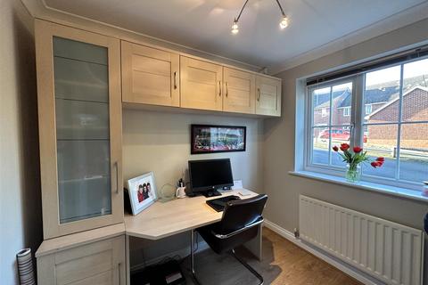 45 Abbey Close, Shepshed, Loughborough, LE12 9EH