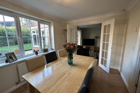 45 Abbey Close, Shepshed, Loughborough, LE12 9EH