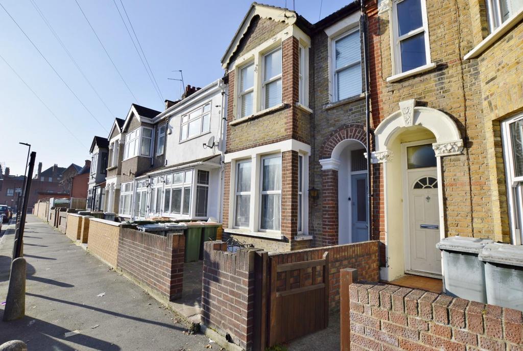 Bushey Road, London, E13 9EN 1 bed flat £275,000