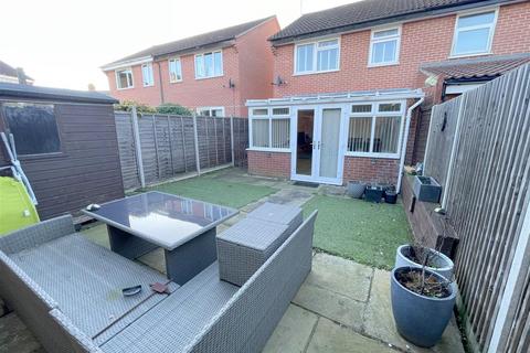 6 Lakeside Road, Ipswich, IP2 9QA