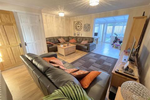 6 Lakeside Road, Ipswich, IP2 9QA