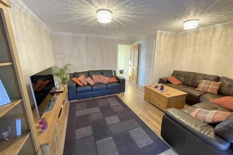 6 Lakeside Road, Ipswich, IP2 9QA