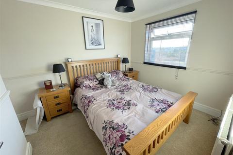 6 Lakeside Road, Ipswich, IP2 9QA