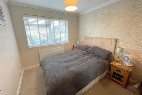 6 Lakeside Road, Ipswich, IP2 9QA