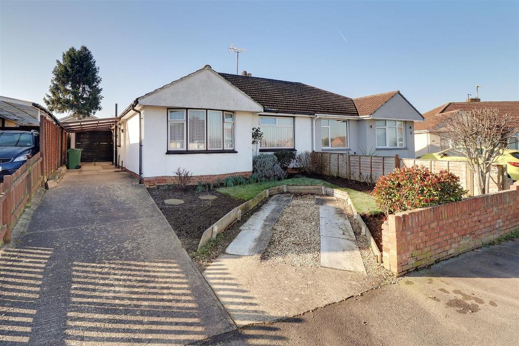Ashwood Way, Hucclecote, Gloucester 2 bed semidetached bungalow £275,000
