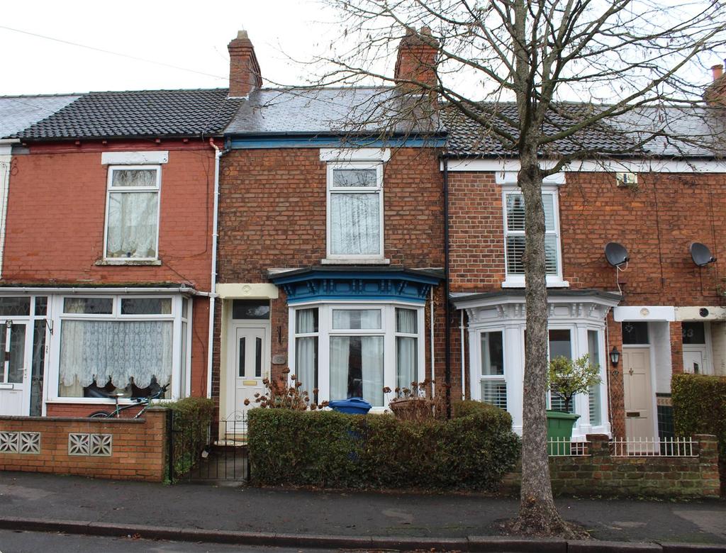 25, Westbourne Grove, Hessle, HU13 0QG 3 bed terraced house £135,000