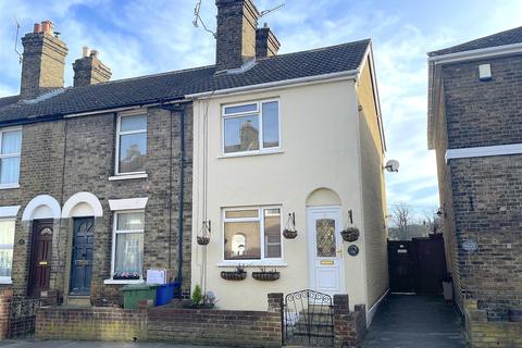 3 bedroom end of terrace house for sale - St. Marys Road, Faversham