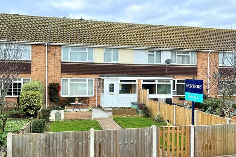 47 Appledore Crescent, Folkestone, CT19 4NA