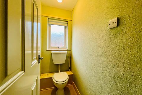 47 Appledore Crescent, Folkestone, CT19 4NA