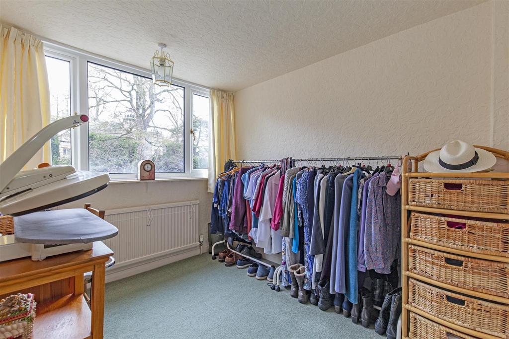 Bedroom 3-1.jpg