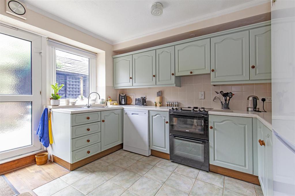 Kitchen-5.jpg