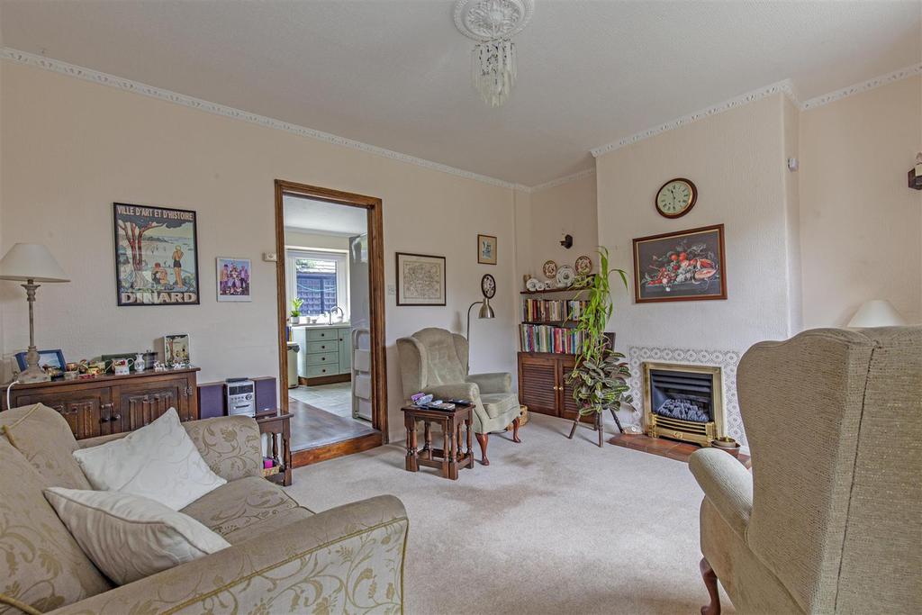 Reception Room-1.jpg