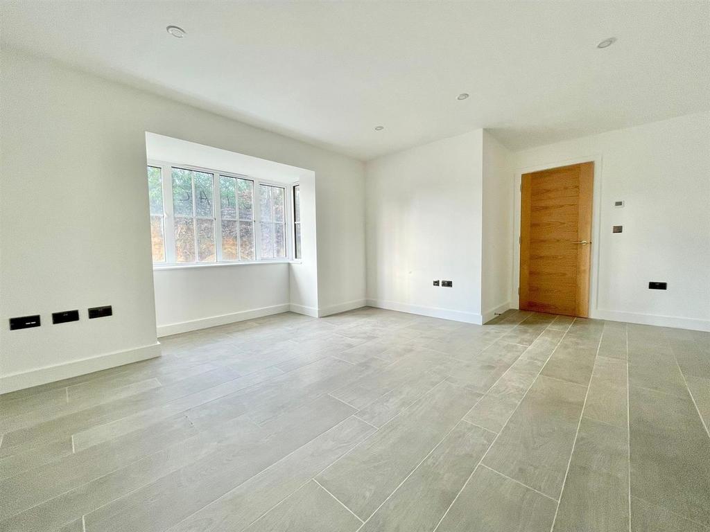 Stone Street, Seal, Sevenoaks 3 bed terraced house £740,000