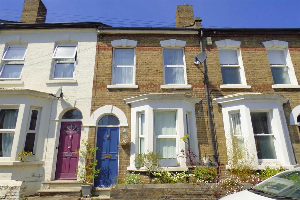 Longley Road, Rochester 3 bed terraced house £1,250 pcm (£288 pw)