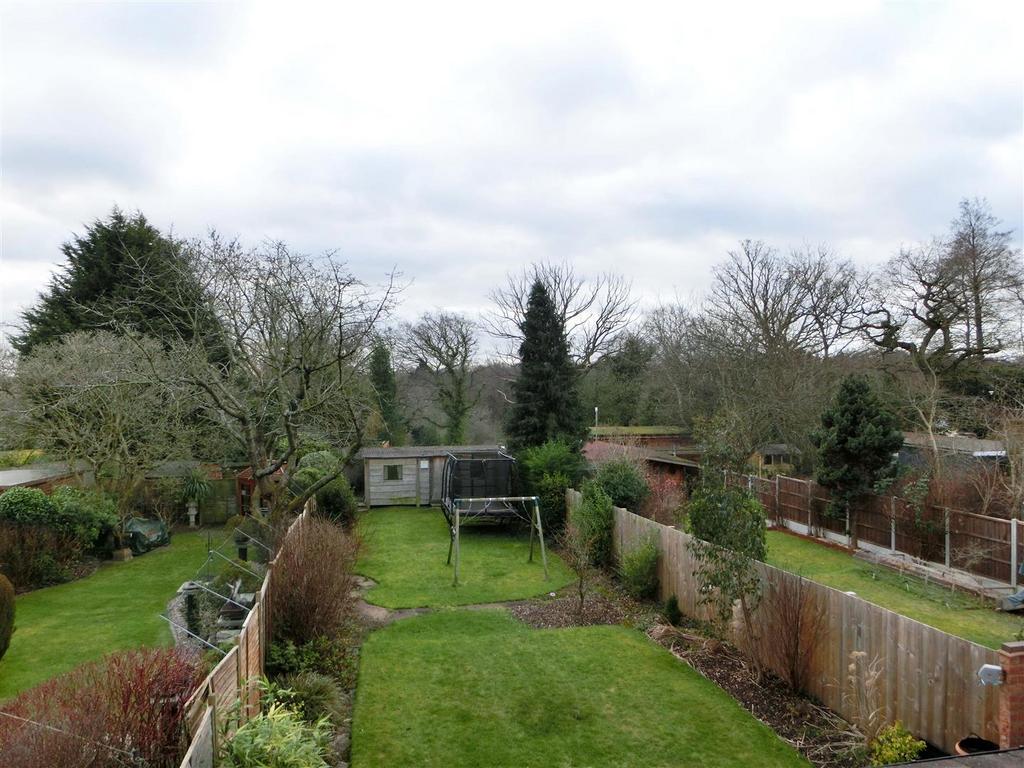Dark Lane 7 garden 3.jpg