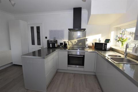 1 Arkley Close, Brough, HU15 1EL