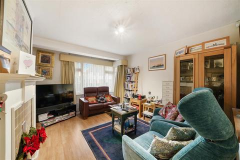 22 Alder Grove, London, NW2 7DB
