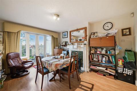 22 Alder Grove, London, NW2 7DB
