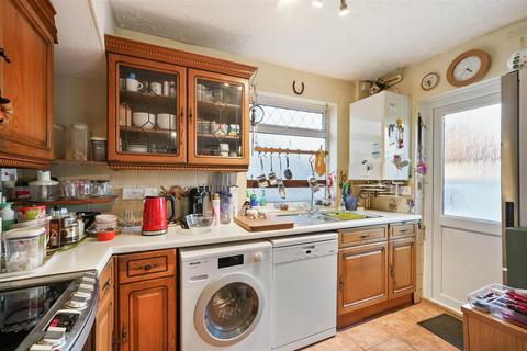 22 Alder Grove, London, NW2 7DB