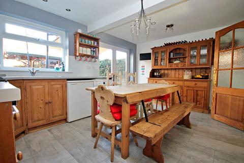 109 Sycamore, Wilnecote, Tamworth, B77 5HE