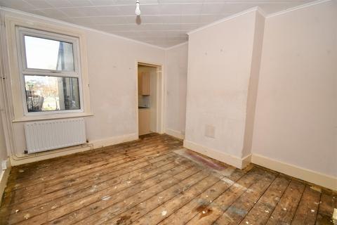 34 Kings Road, Godalming, GU7 3ET