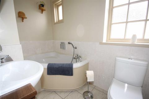 13 Blenheim Road, Bromley, BR1 2EX